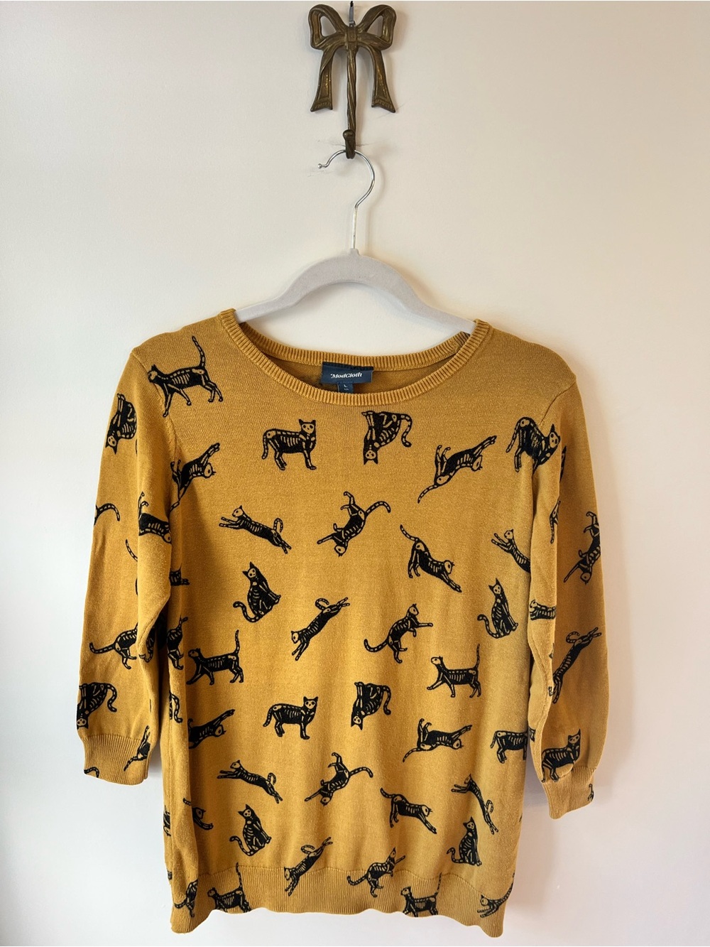ModCloth Women's L Knit Crew Neck  Sweater Black Cat Skeleton Halloween